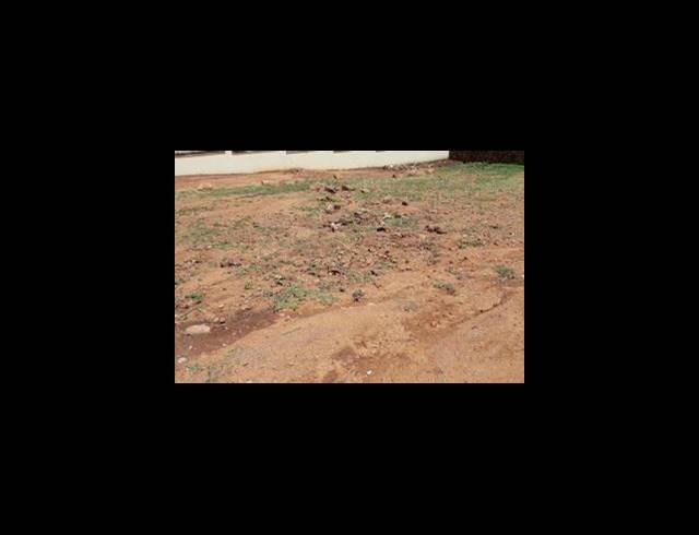 LAND FOR SALE IN MABOPANE UNIT M